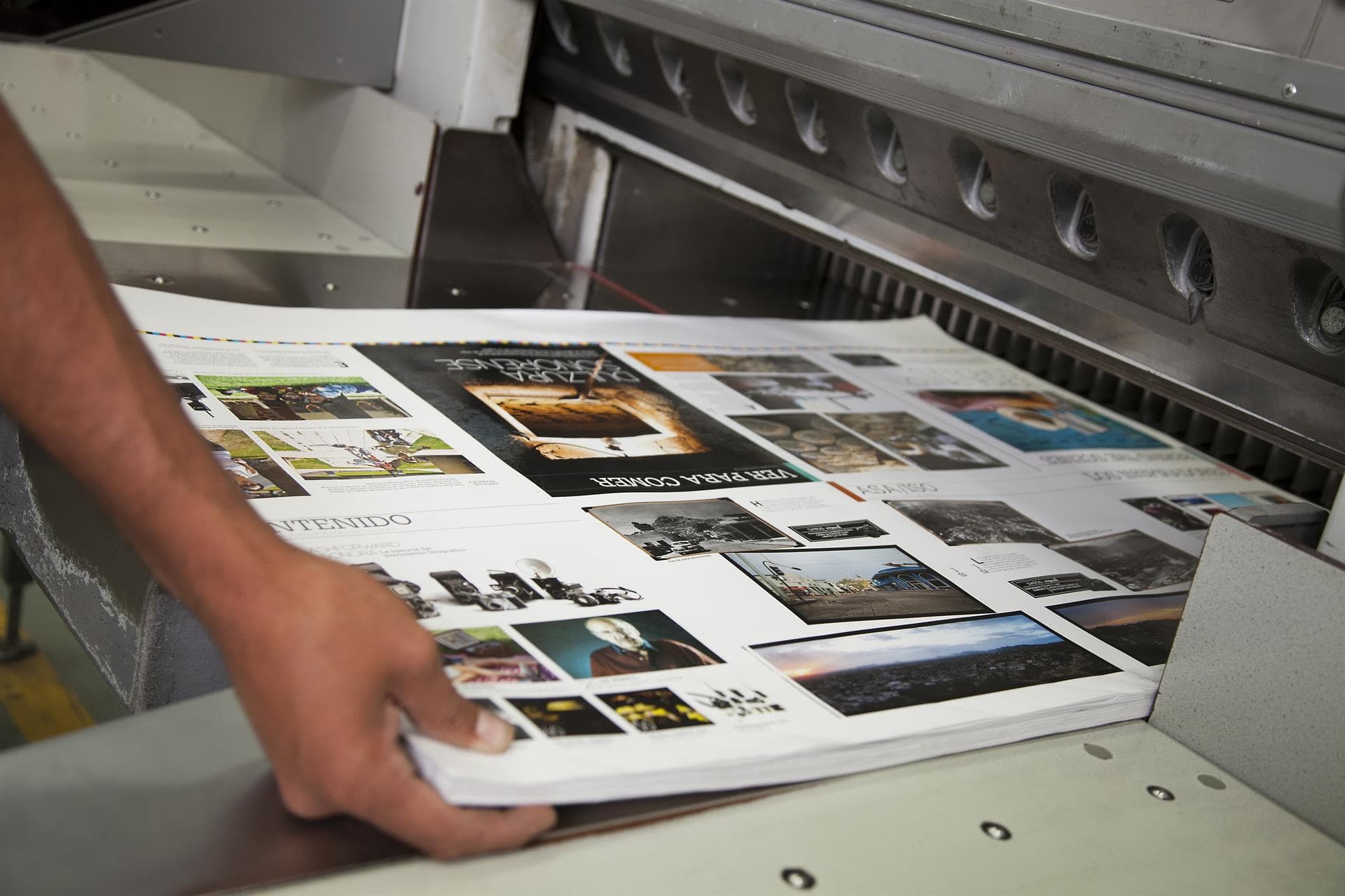 Librería Imprenta Fénix: impresión digital, ófset, tipografía y plotter
